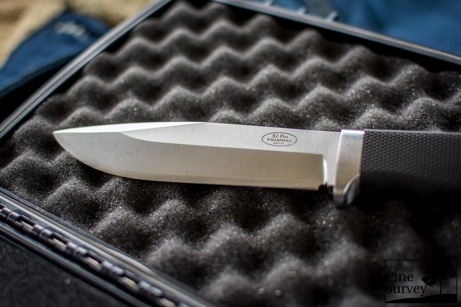 厚度:6毫米刀片长度:13厘米刀具总长度:24.