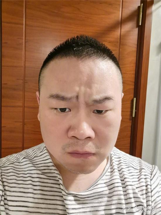 岳云鹏助理冲冲炫p图新作品毫无违和感德云社师叔在线吃瓜