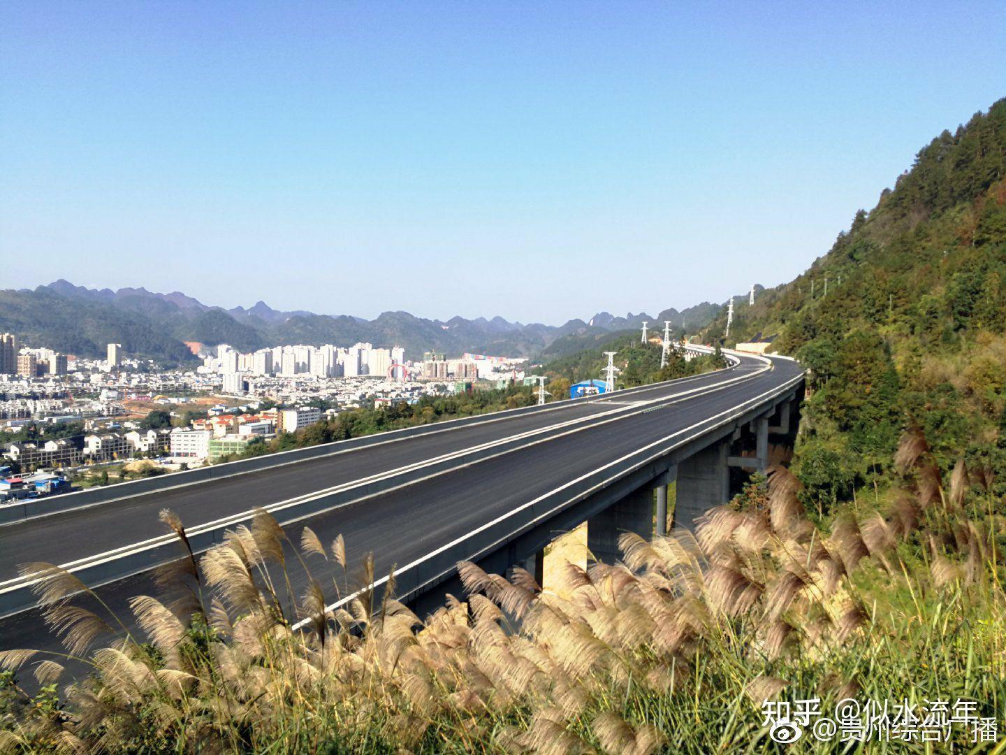 广西玉林多部门联合开展高速公路突发事件应急演练