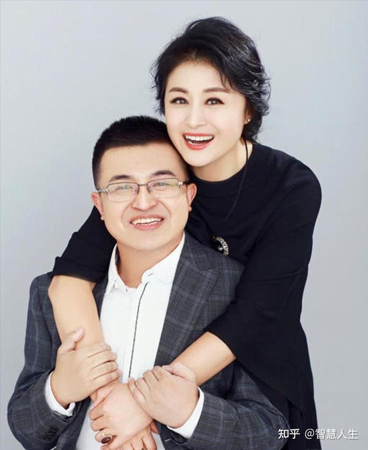 于月仙丈夫发布视频称妻子已经葬在北京并正面回应此前争议