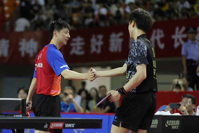 林高远击败周雨成为获胜功臣莫雷高德在联赛得到锻炼