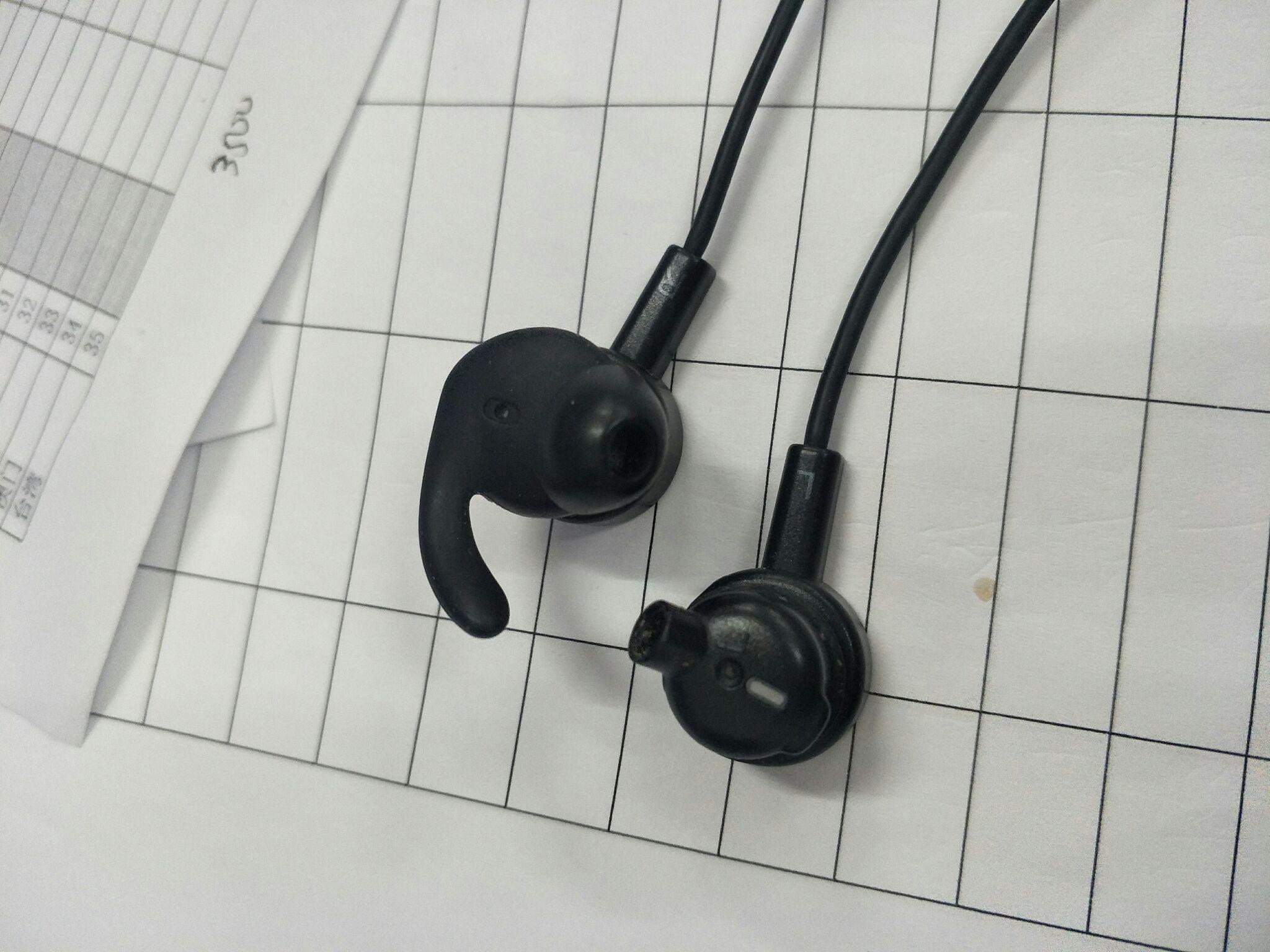 这款耳机的耳机胶塞在哪里买啊