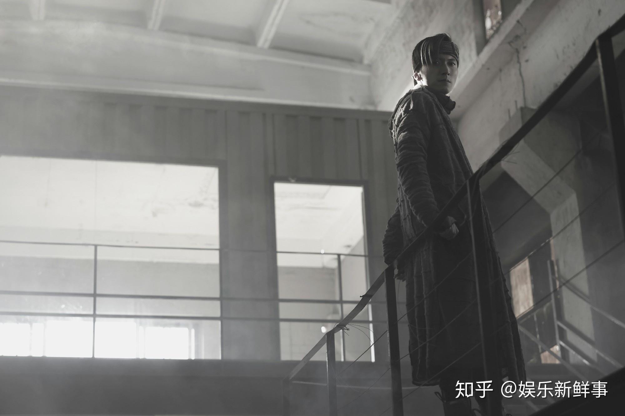 谢霆锋感应mv首播用摇滚态度勇敢说不