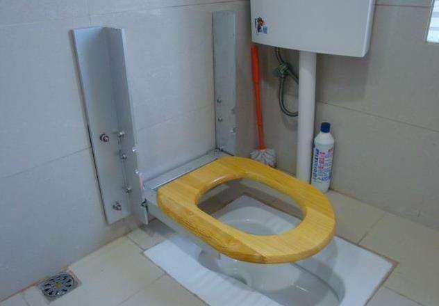 马桶好还是蹲坑好?我家纠结好久装个蹲坑,感谢老公的明智决定