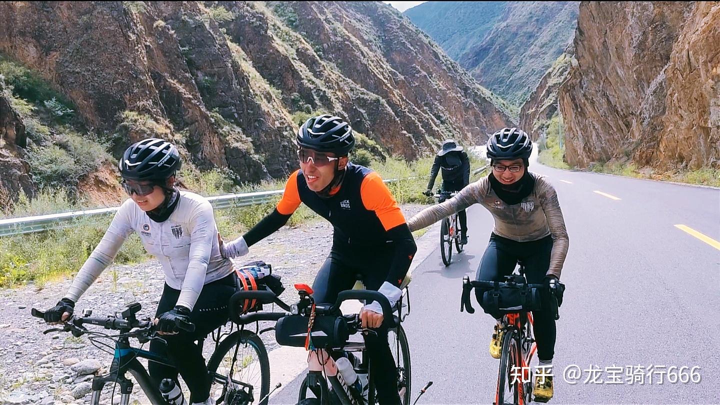 骑行川藏线 G318国道 2021年23天骑行川藏线 大学生暑假骑行 在最好的时光，做想做的事，见想见的人，青春不留遗憾_哔哩哔哩_bilibili