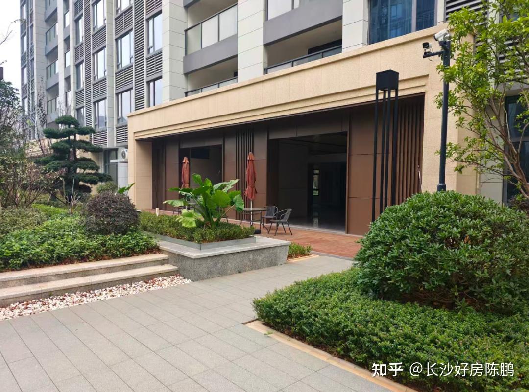 长沙32个楼盘“特价”：开发商让利，比二手房更猛烈！ - 知乎
