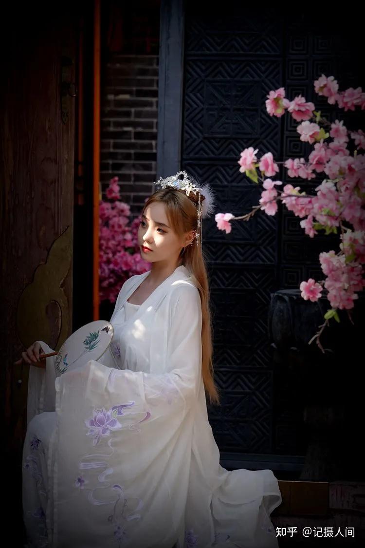 组图:国内优秀摄影师,100幅人像摄影作品集锦-国内著名人像摄影师