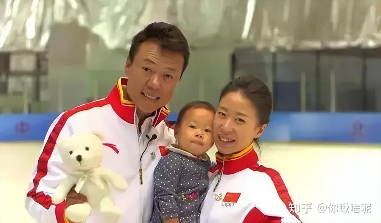 冰上伉俪赵宏博申雪是兄妹也是夫妻退役后现状如何