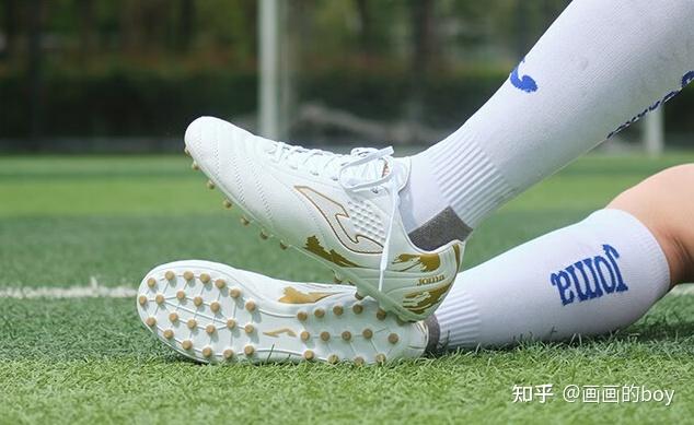 2024年新手进阶足球鞋推荐足球鞋怎么选有哪些足球鞋品牌值得买各价位