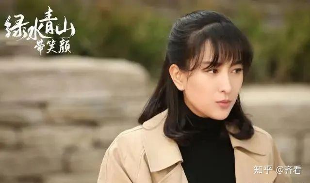 讲述了许晗,杜笑语等都市优秀青年在"两山理论"的感召下,回归美丽乡村