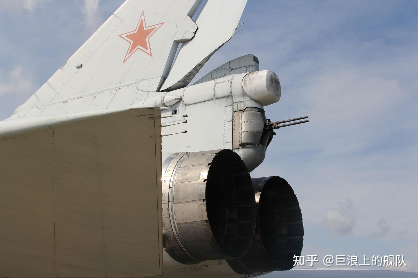 航母杀手 苏联 图-22M Tu-22M逆火Backfire 战略轰炸机 - 知乎