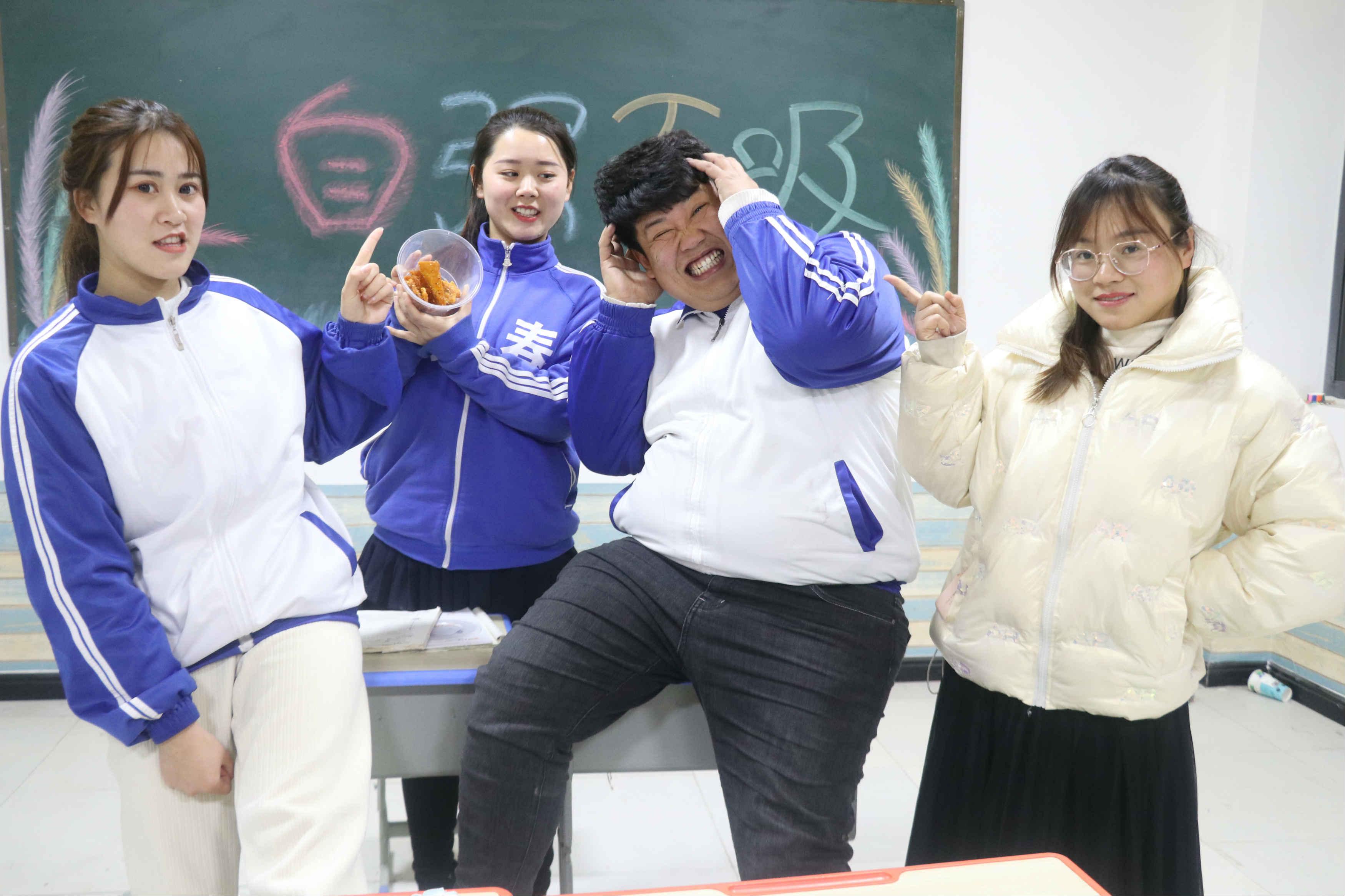 外星人4王小九食欲大增狂吃零食小鱼的厌食口香糖能否制止呢