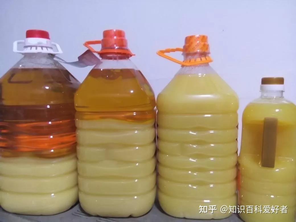 脂肪酸和甘油组成的甘油三酯,随着温度的变低,甘油三酯会发生结晶转变