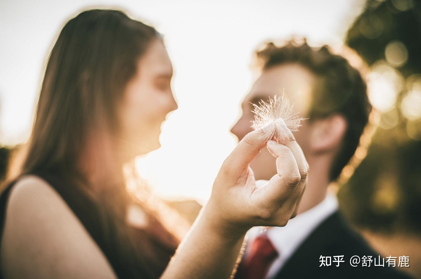 被疯狂“捧杀”的单身女性,逐渐物化,将陷入到这3个危机当中 - 知乎