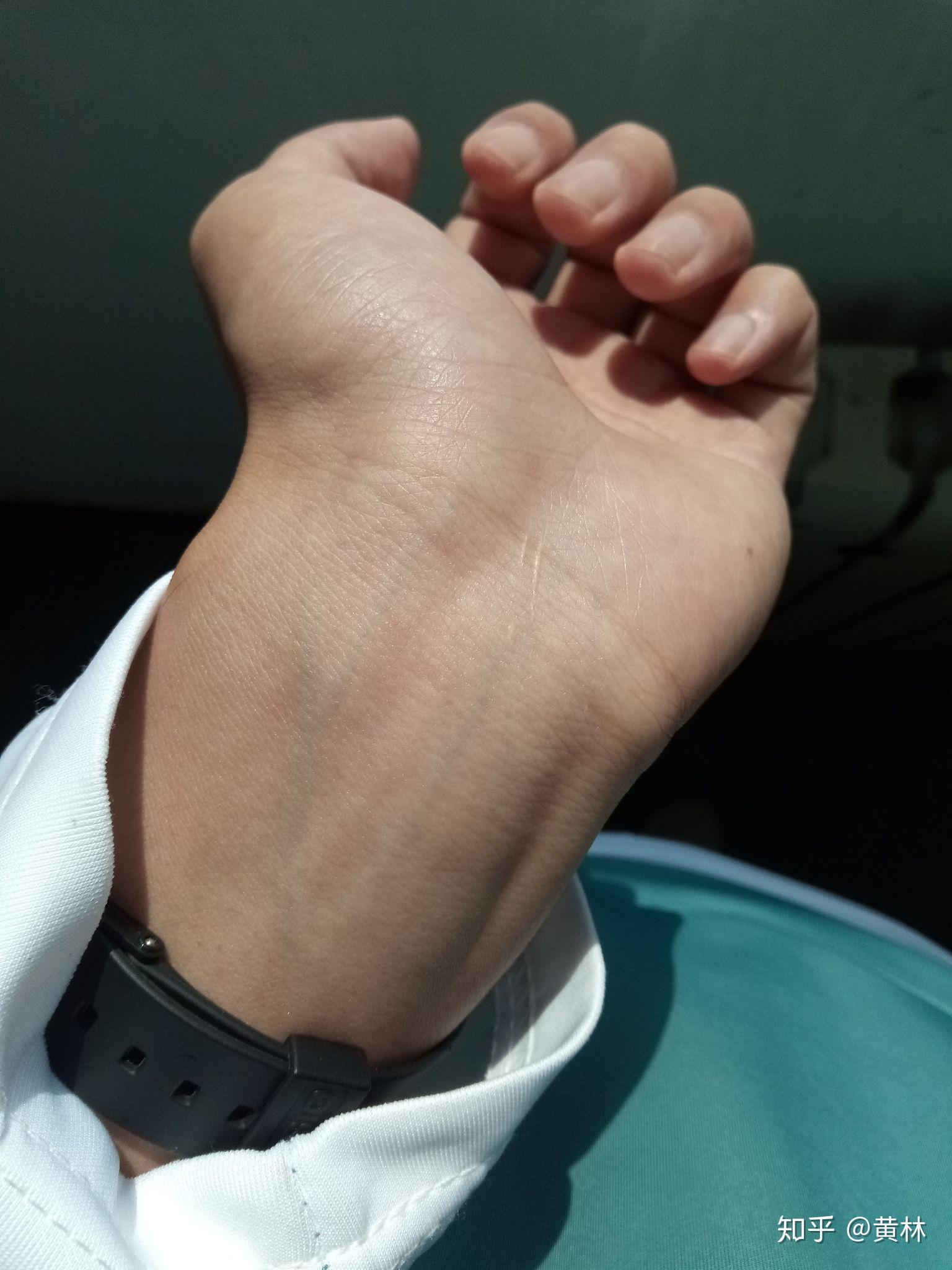 冷暖肤色怎么区分?冷暖肤色分别适用哪些色系