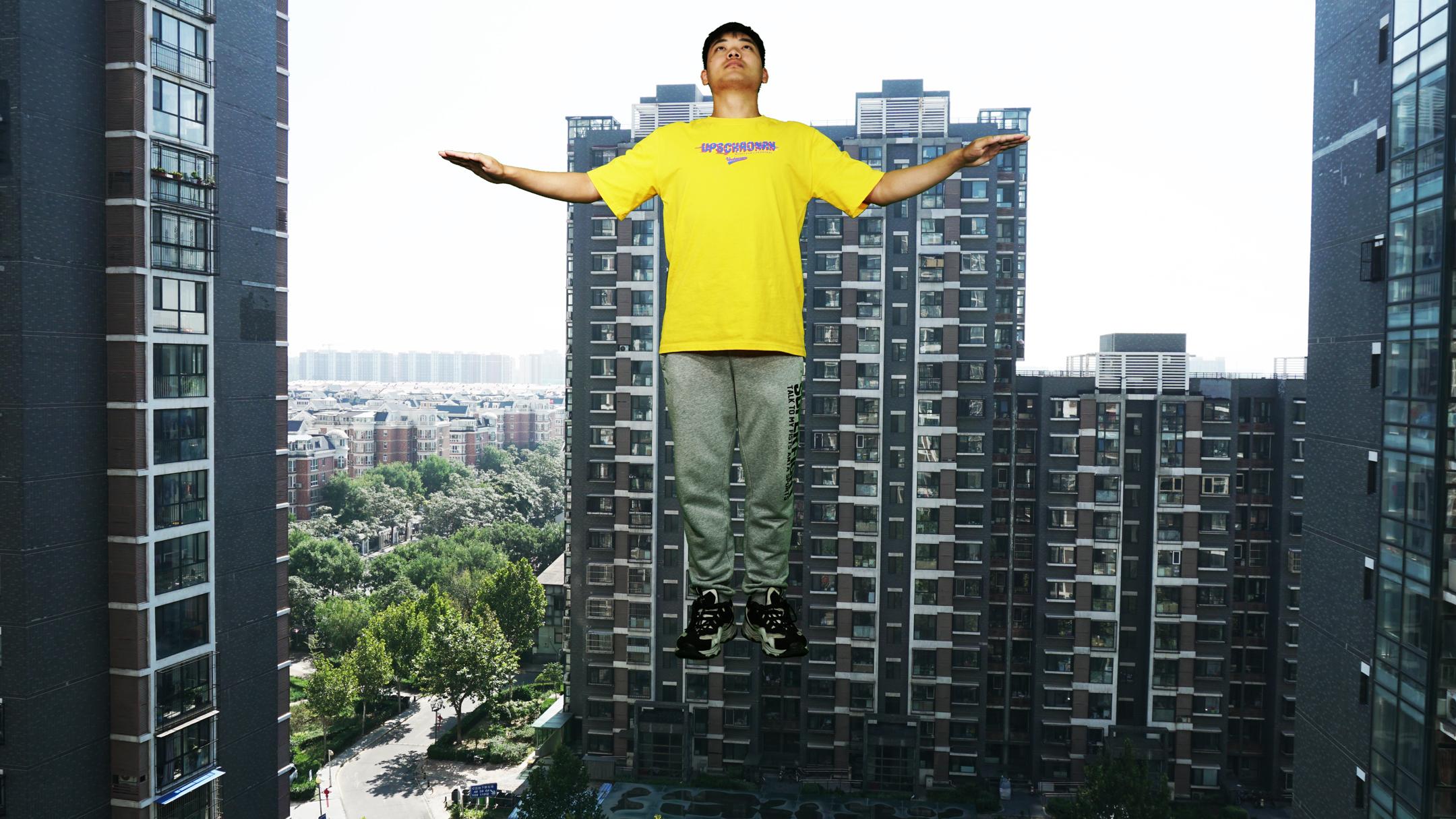 魔术揭秘2个小球从左手隔空变进右手方法比你想的简单