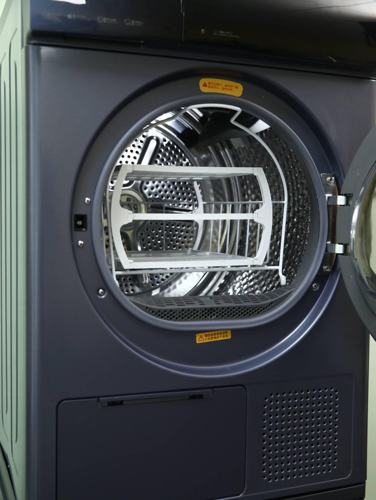 但是大多数烘干功能都是一烘到底,榨干所有水分,这也是造成材料损伤的