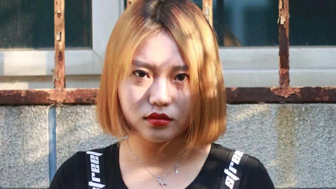 脱口秀抑人李雪琴：接纳自己还是死在路上？ - 知乎