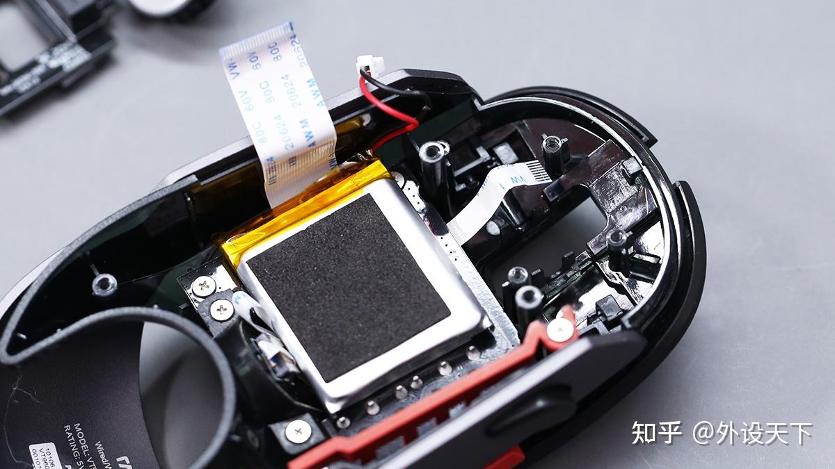 雷柏vt960屏显双模无线rgb游戏鼠标拆解简评