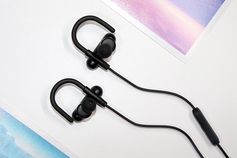 耳挂音乐超敢动新版qcyqy11蓝牙运动耳机上手体验