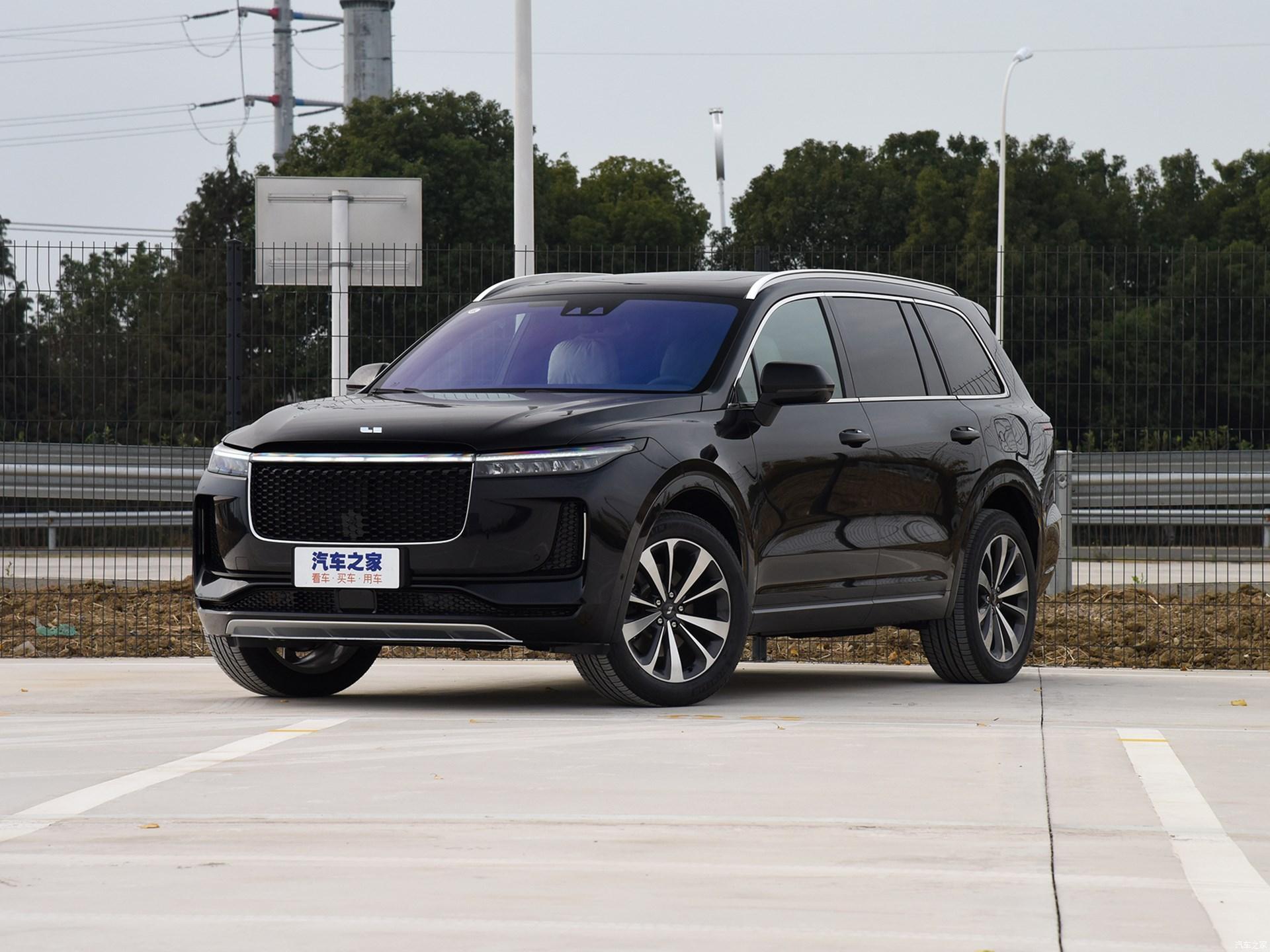 自重23吨的中大型suv理想one油耗83升养车没压力