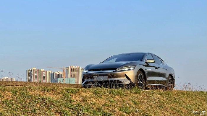 金属漆是什么样的 v2-a181ccd2dc279814320b91323b7e6e81_r.jpg