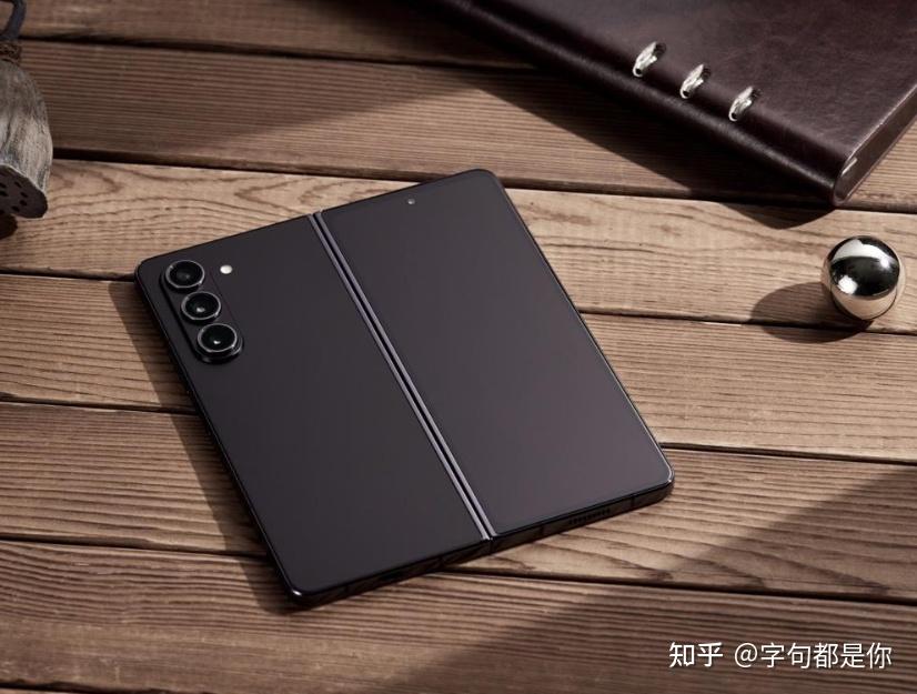 5款最好的折叠屏手机,操作体验更丰富,拿出去"很有面子" - 知乎