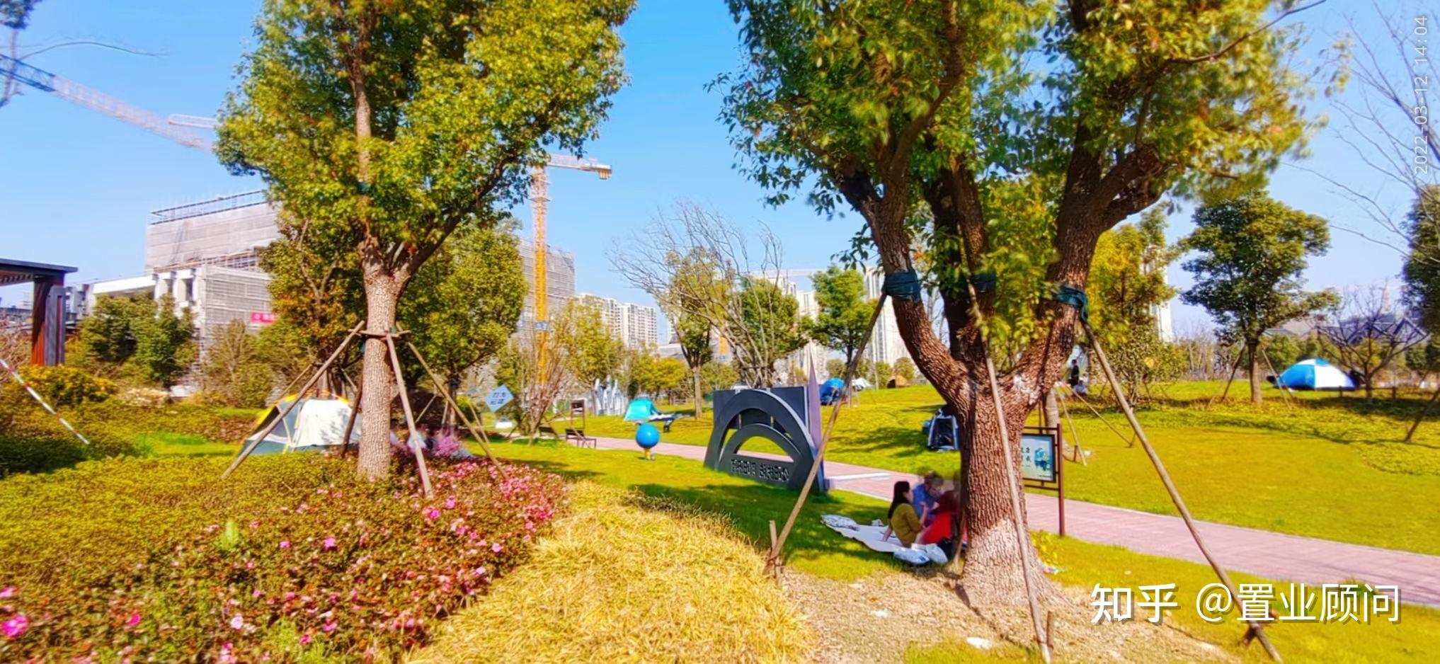 孔雀城南林公园