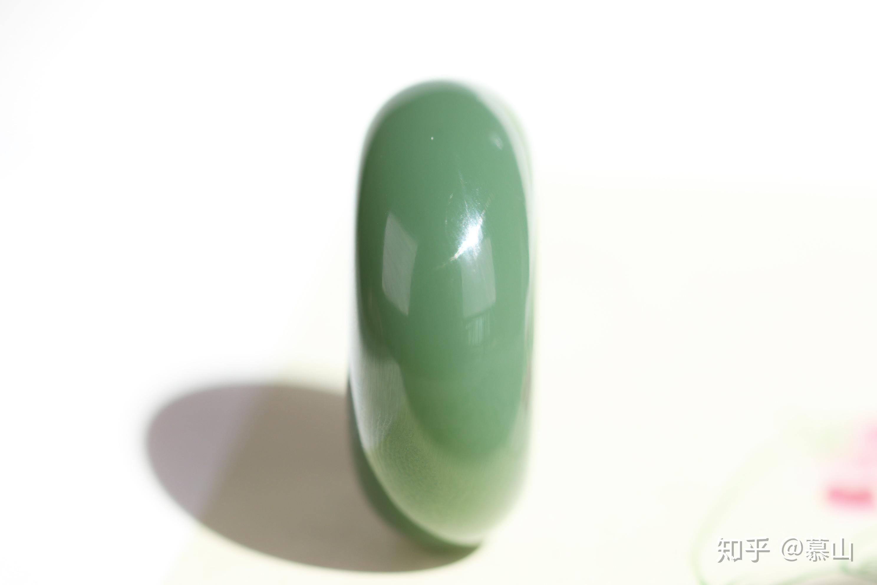 苹果绿跟鸭蛋青这两种颜色你能分得清吗