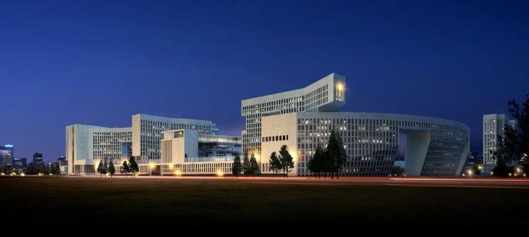 艺术学院21,厦门大学嘉庚学院20,广州大学24,西南民族大学19,北京化工