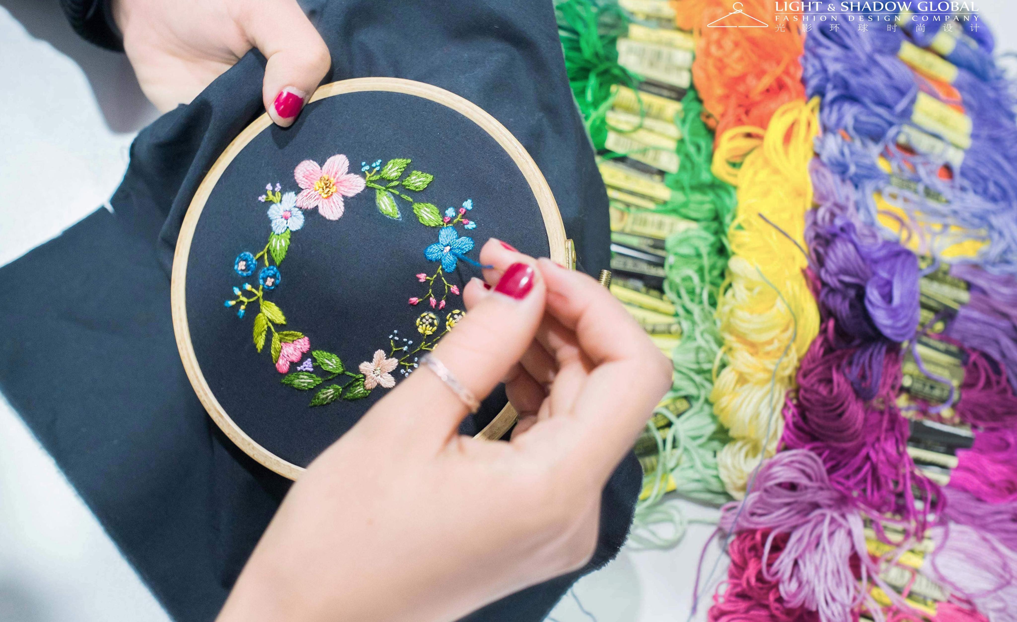 刺绣教程| 十种初学者必学手工刺绣针法》