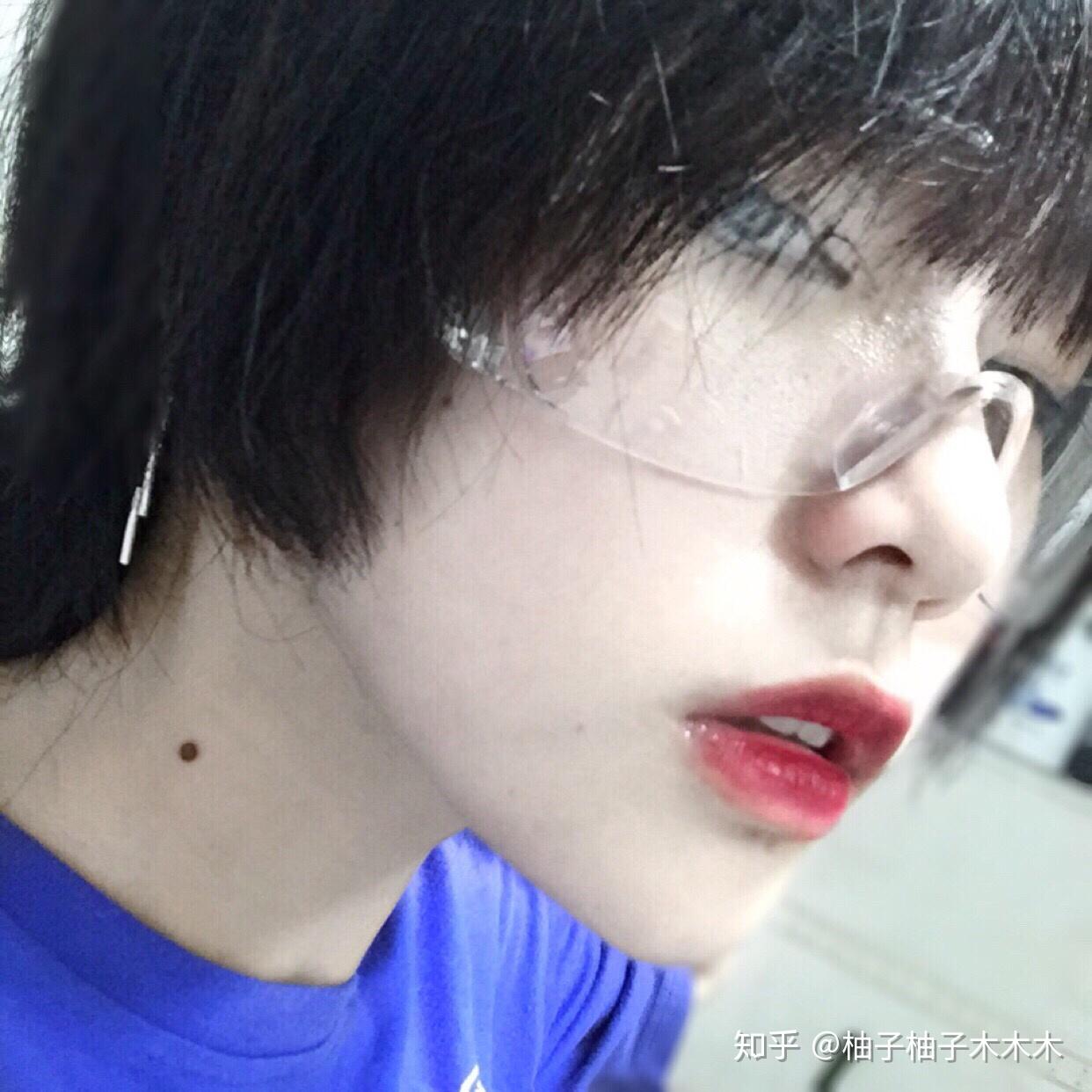 你有没有认识长得很像女生的男生?而且还很帅的那种~?