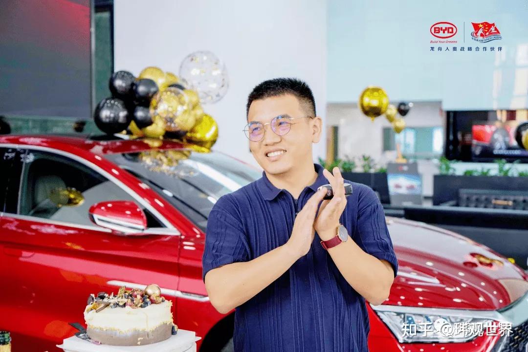 卢克文致富密码有的看看得懂读得爽饭圈化