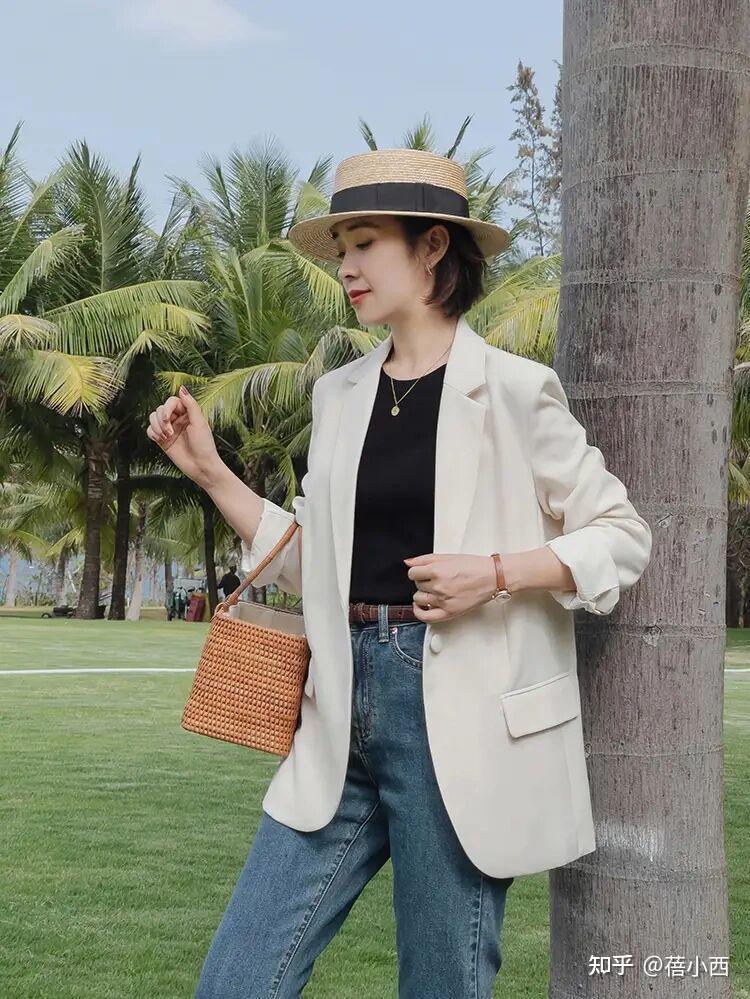 look6:西装外套 纺纱长裙