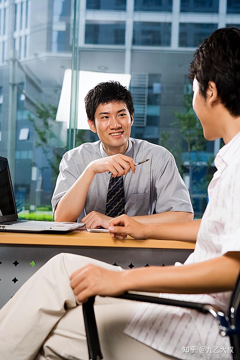 为什么在职场被老板骂反而代表有机会挨骂后两做两不做