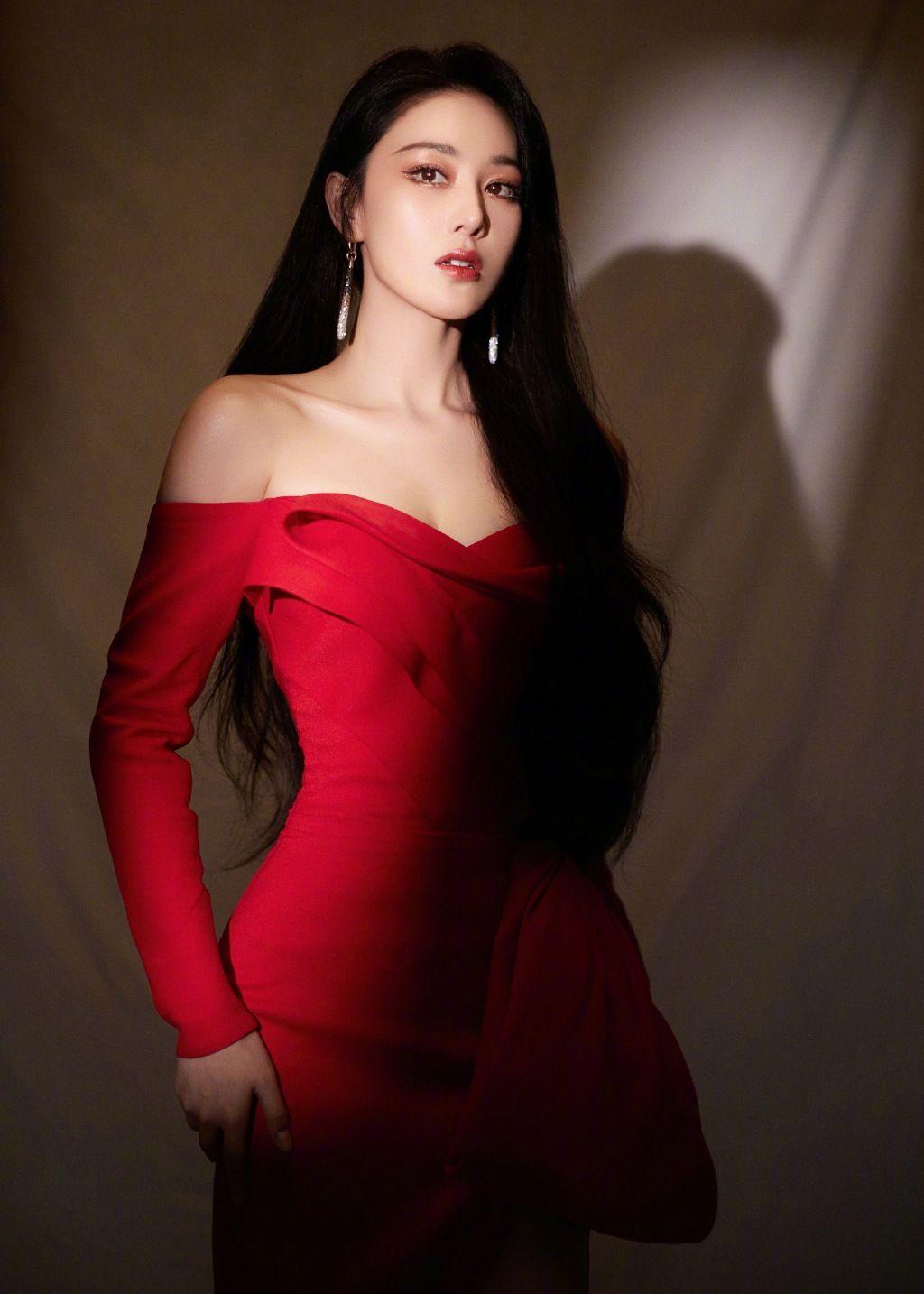 发布于 2021-04-18 20:55张馨予(演员)