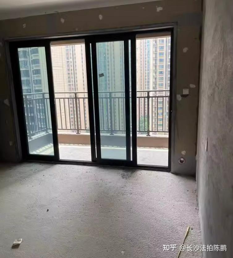 新出42套，长沙优质法拍房：一线江景房，有机会捡漏了！ - 知乎