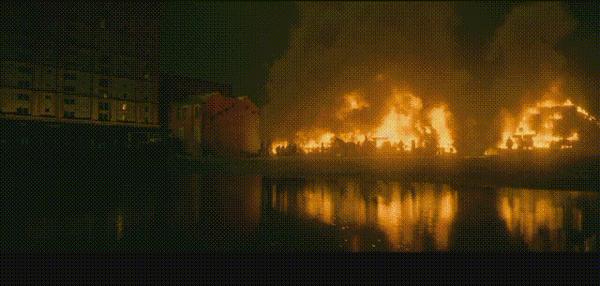 《健力士王朝》Netflix新爆款，商业版《浴血黑帮》