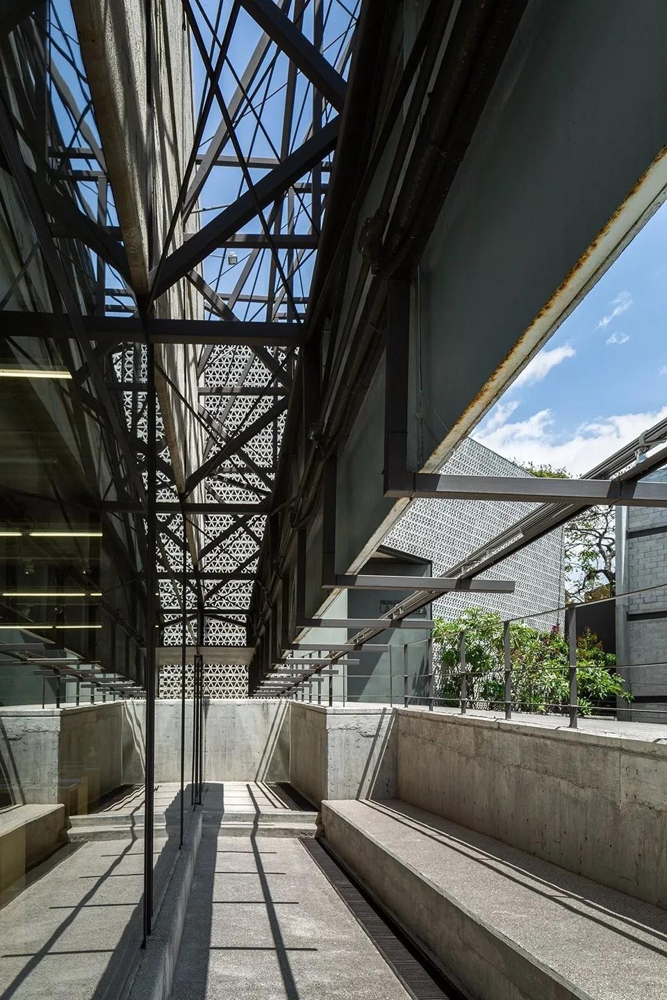 建筑师说fridaescobedo庄子玉戚山山赵扬spaceforall