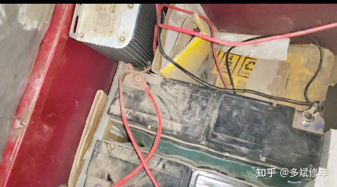 电动车加电门就掉格电什么原因?师傅教你方法放一次就能修好电池 - 知乎