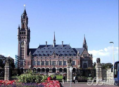 base今年50岁的马斯特里赫特大学