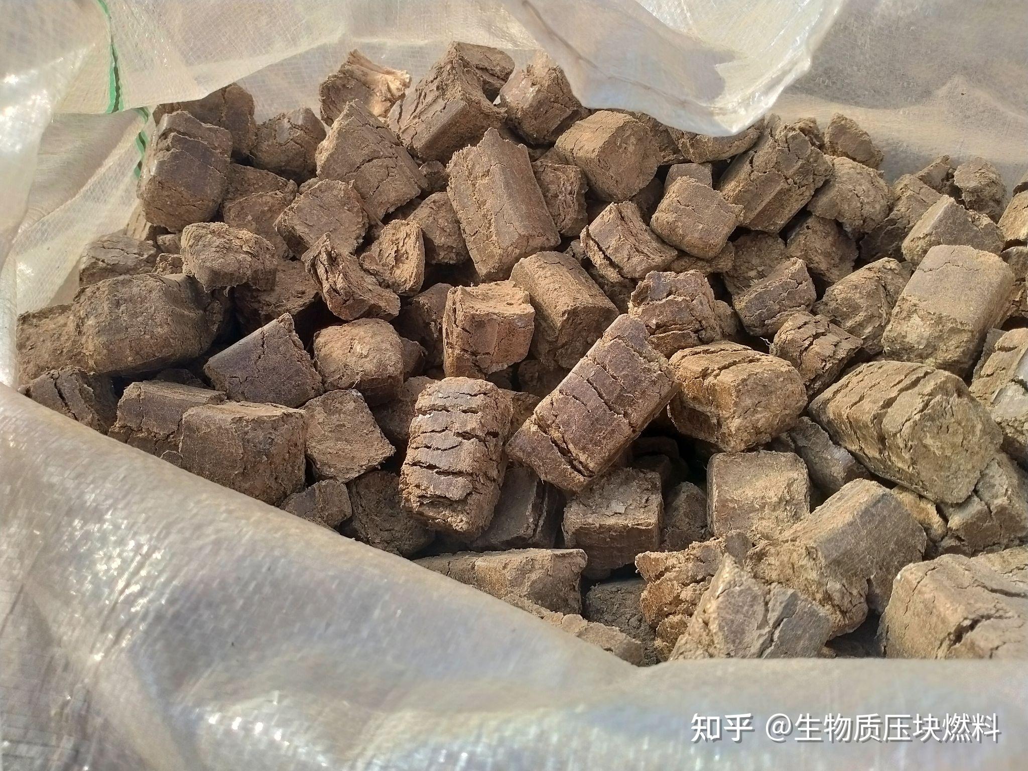 北方农村百姓使用秸秆压块燃料供暖效果如何