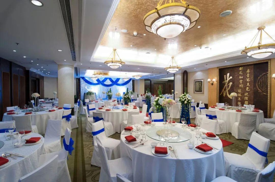 上海新锦江大酒店2024年夜饭火热预订中菜单足够扎台型团圆饭吃遍山珍