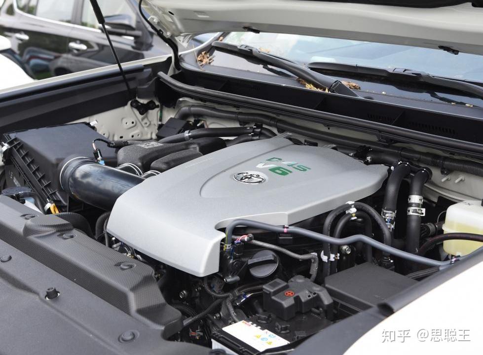 5l v6自然吸气发动机,参数上明显优于帕杰罗,最大功率206kw,峰值扭矩