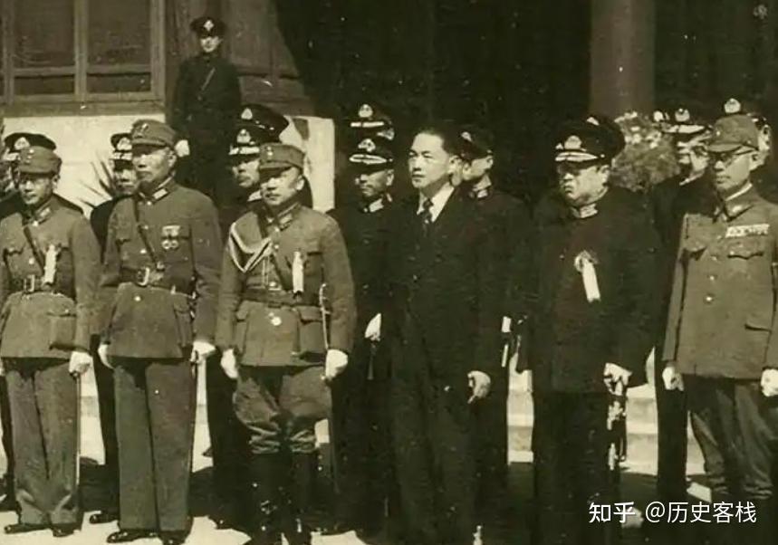 十大汉奸之一的李士群,被日军毒杀,他的美貌娇妻下场如何? - 知乎