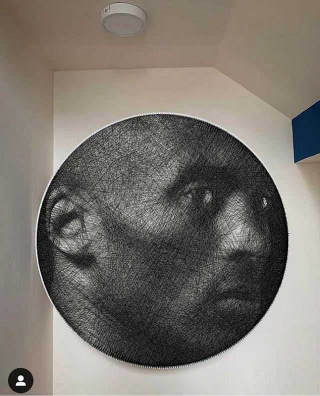 香港艺术家一根线组成肖像画,近看乱入麻,远看惊艳众人!