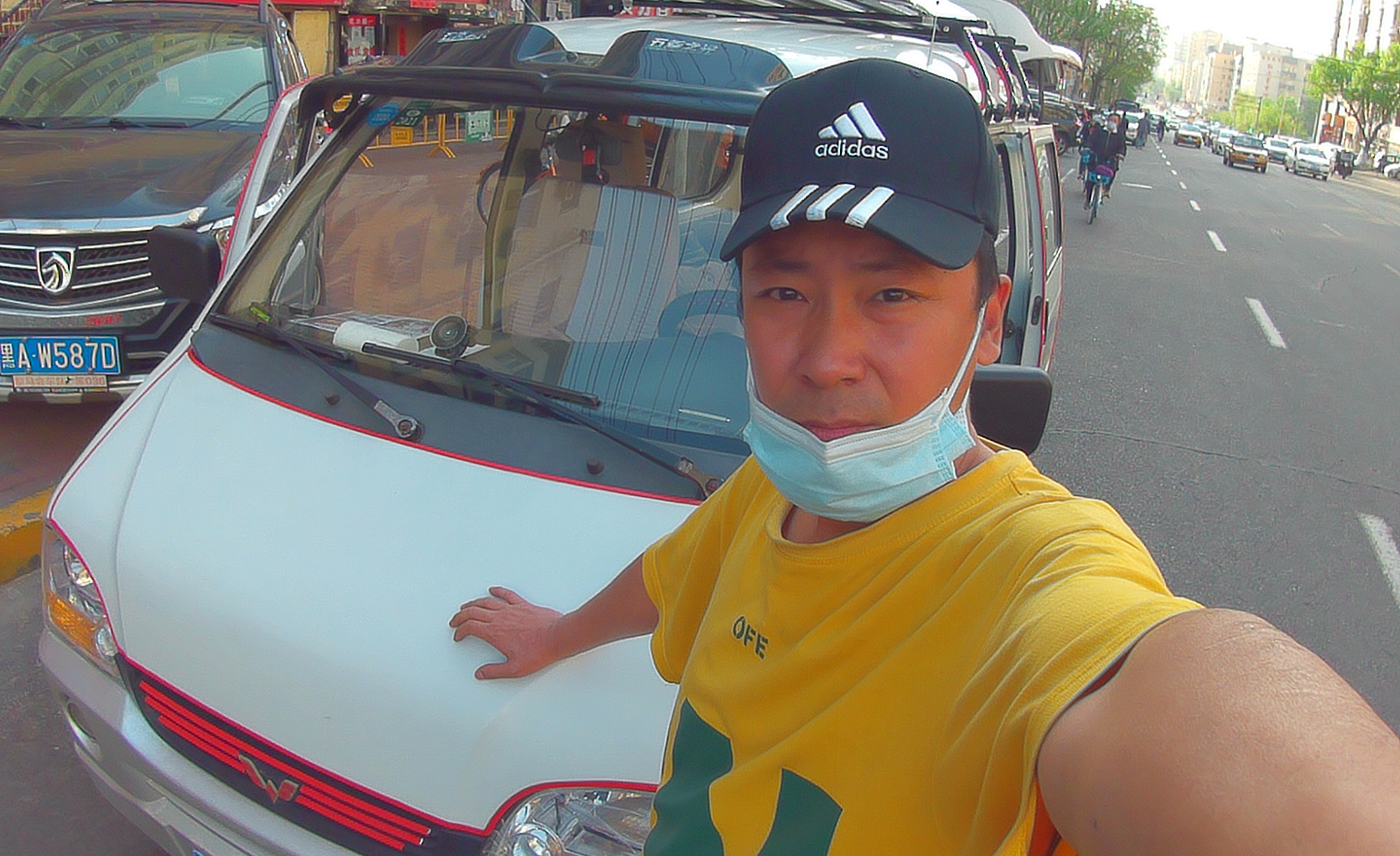 真的偶遇到,我的偶像阿伟燕子了,比遇见华仔还激动