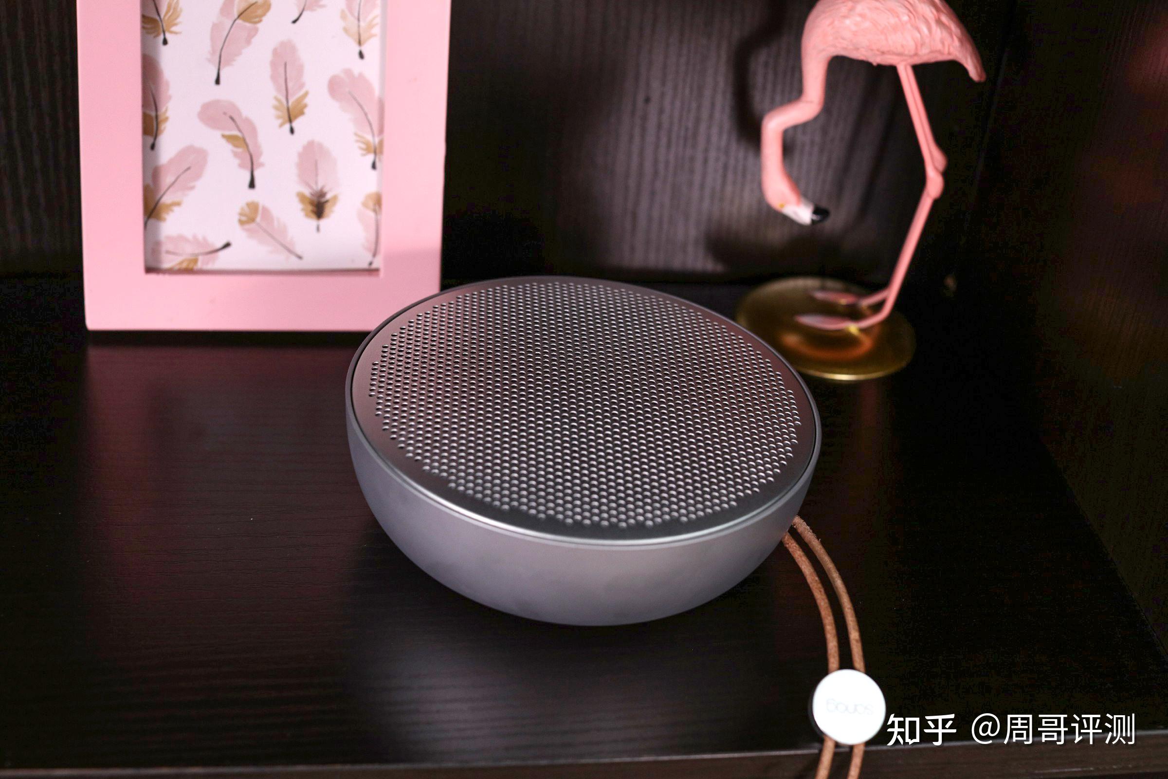 双喇叭的秘密音量提升50%,sanag v7 采用两个全频