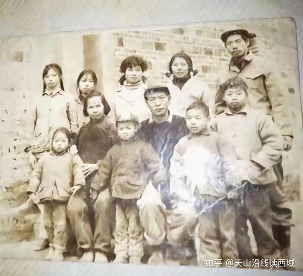 一张泛黄的老照片,一段悲惨的往事的回忆! - 知乎
