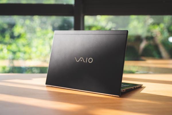 如何在星巴克气氛组脱颖而出？VAIO SX14 2022版轻薄本评测- 知乎